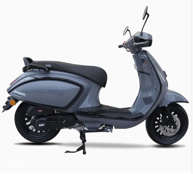 Gas scooter manufacturers build the future of personal commuting